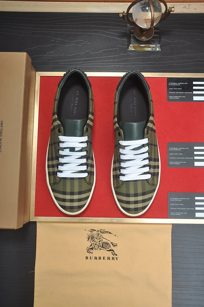 Men's shoes💰480💶[Burberry] (cowhide lining) classic low-top sneakers｜Imported cowhide with classic plaid fabric｜Cow leather lining｜Original outsole｜Fine workmanship and comfortable to wear Size: 38-44 (customized at 45)
